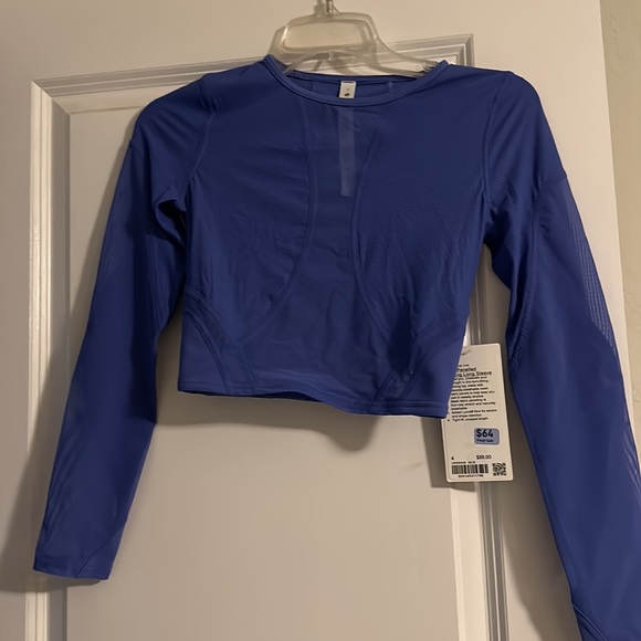 NWT Mesh Panelled Training Long
Sleeve Shirt - Picture 3 of 6